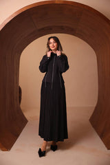 Işıltılı Şerit İşlemeli ve Tok Dokulu Etekli Takım